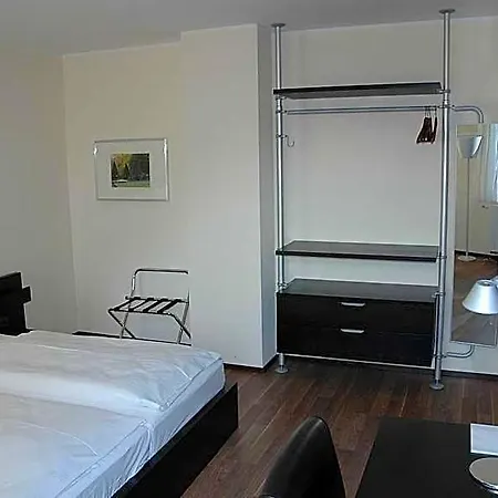 Von Korff's Rest & Relax משדה