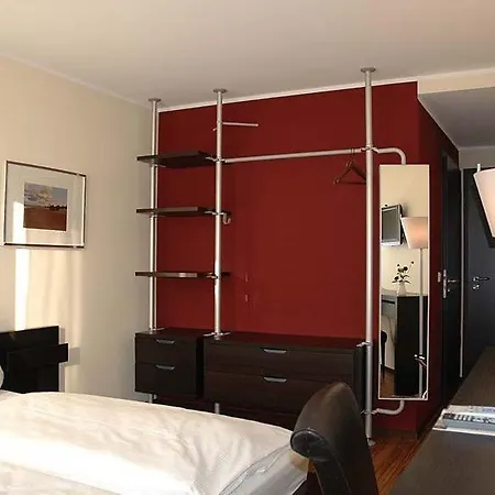 Von Korff's Rest & Relax Hotel