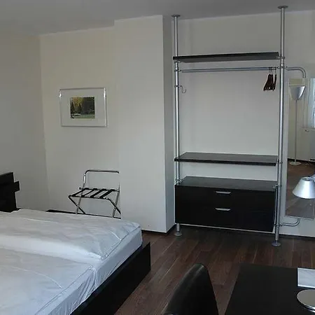 מלון Von Korff's Rest & Relax 3*